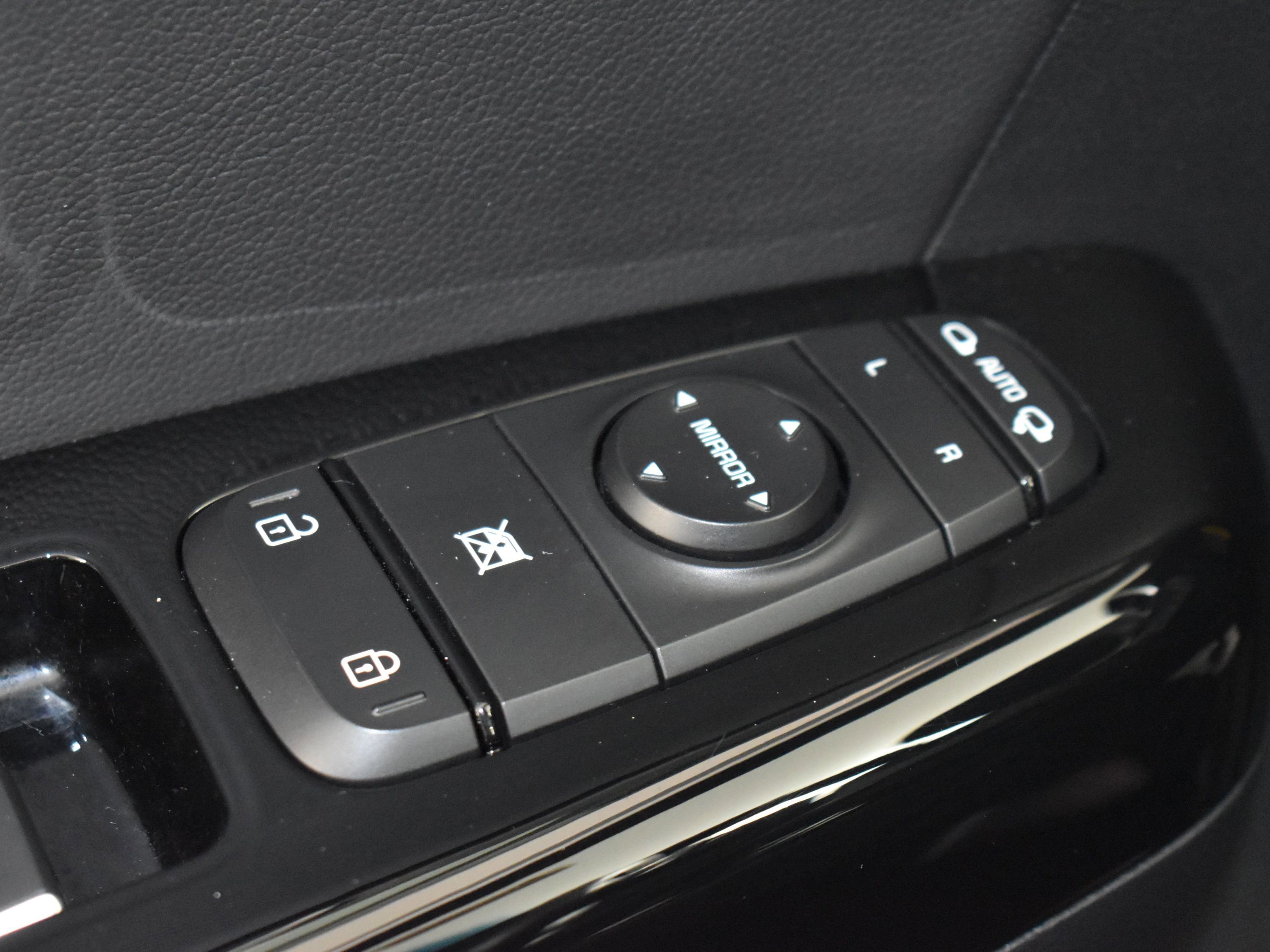 Used 2022 Kia Sportage Nightfall Edition w/ Nighfall AWD Premium Package image 19