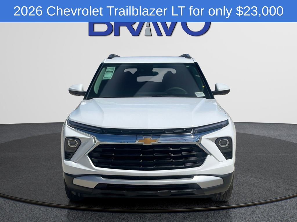 Used 2026 Chevrolet TrailBlazer LT AWD/4WD image 2