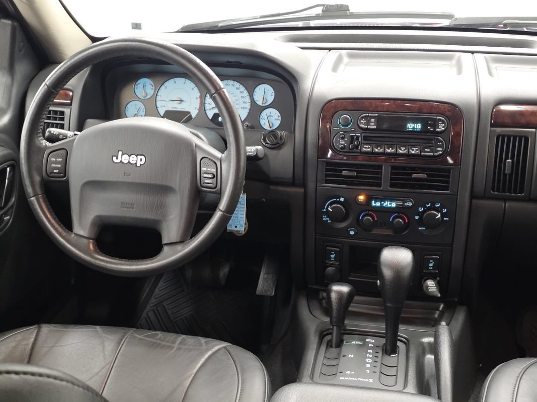 Used 2004 Jeep Grand Cherokee Limited w/ Cold Weather Group AWD/4WD image 5