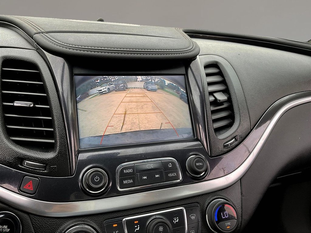 Used 2018 Chevrolet Impala LT FWD image 13