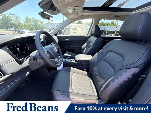 New 2026 Nissan Pathfinder Platinum w/ Cargo Package AWD/4WD image 21