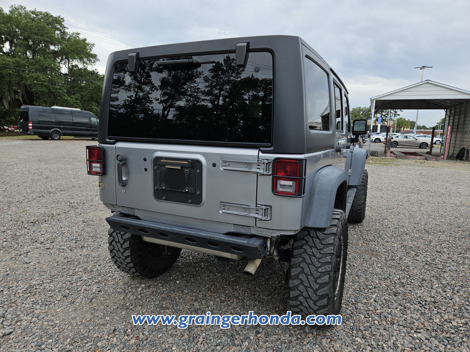 Used 2018 Jeep Wrangler Unlimited Sport S AWD/4WD image 7