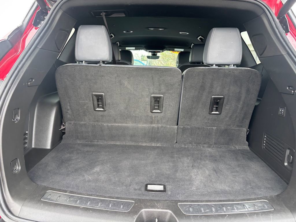 Used 2024 Buick Enclave Premium image 29