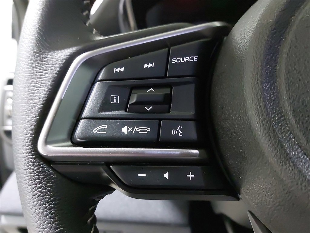 Used 2025 Subaru Outback Premium w/ Popular Package #1A image 17