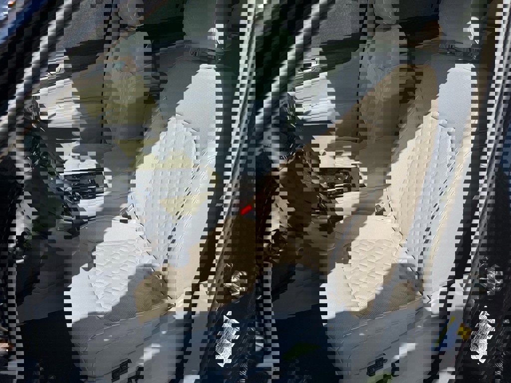 New 2026 Volkswagen Atlas SEL Premium R-Line image 25