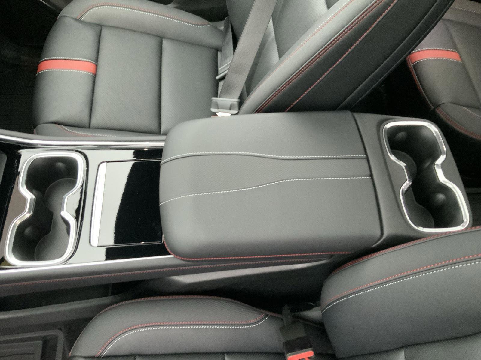 New 2026 Chevrolet Traverse RS w/ LPO, Floor Liner Package image 55