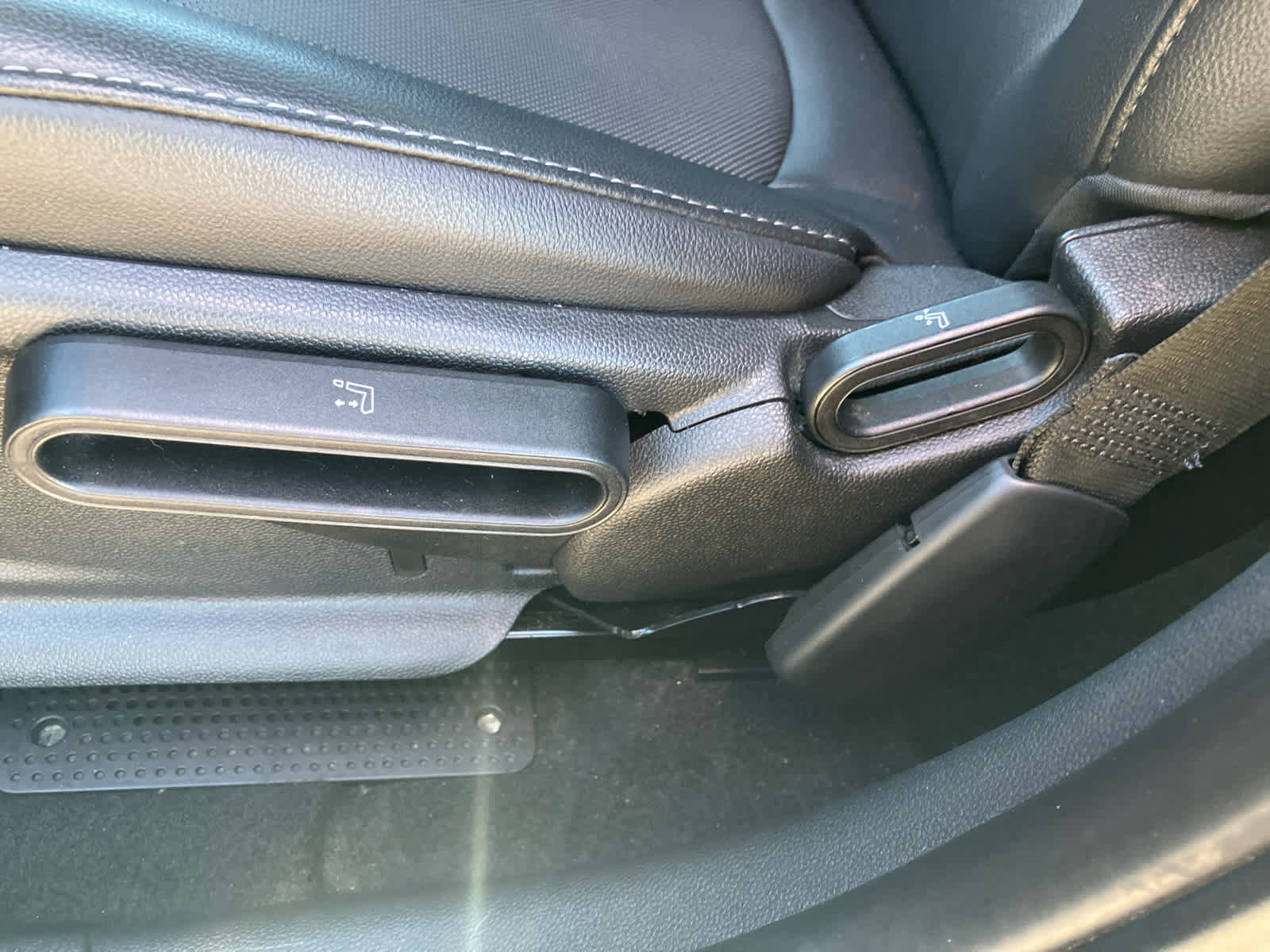 Used 2022 MINI Cooper Countryman image 11