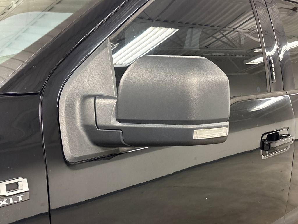 Used 2016 Ford F150 XLT w/ Equipment Group 302A Luxury image 12