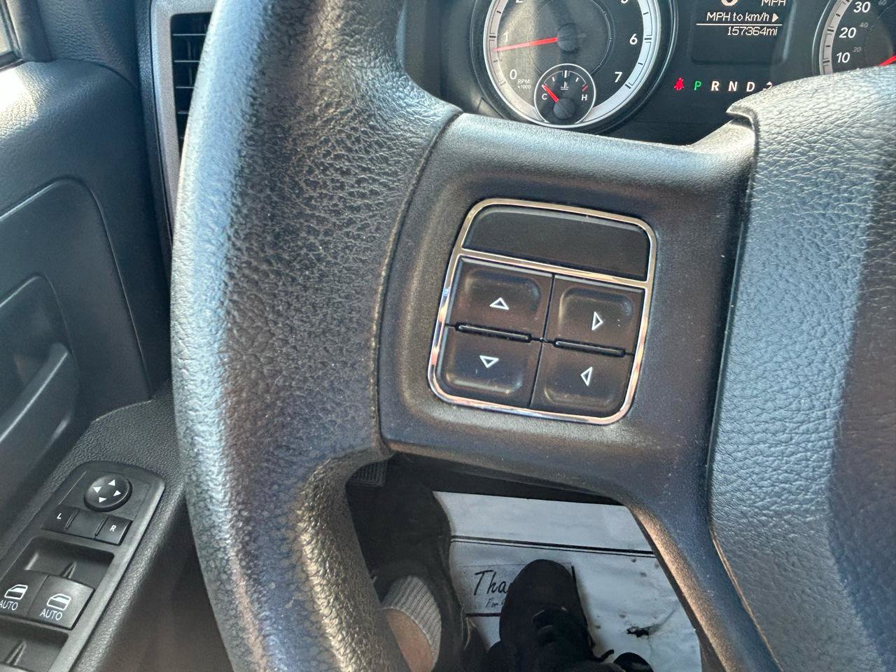 Used 2014 RAM 2500 Tradesman w/ Chrome Appearance Group AWD/4WD image 17
