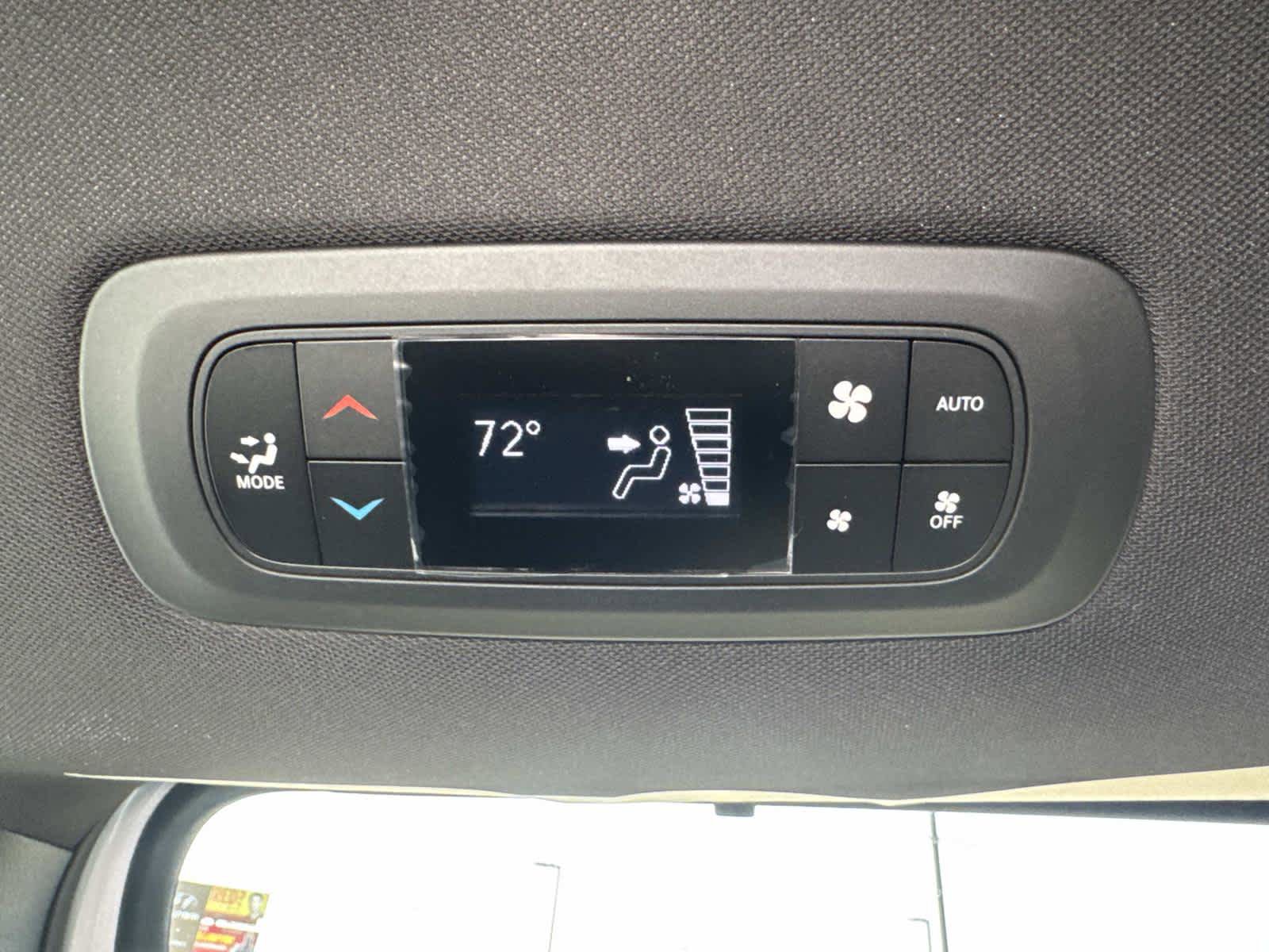 New 2026 Chrysler Voyager LX image 10