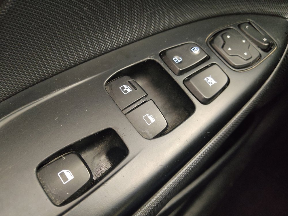 Used 2019 Hyundai Veloster 2.0 Premium FWD image 27
