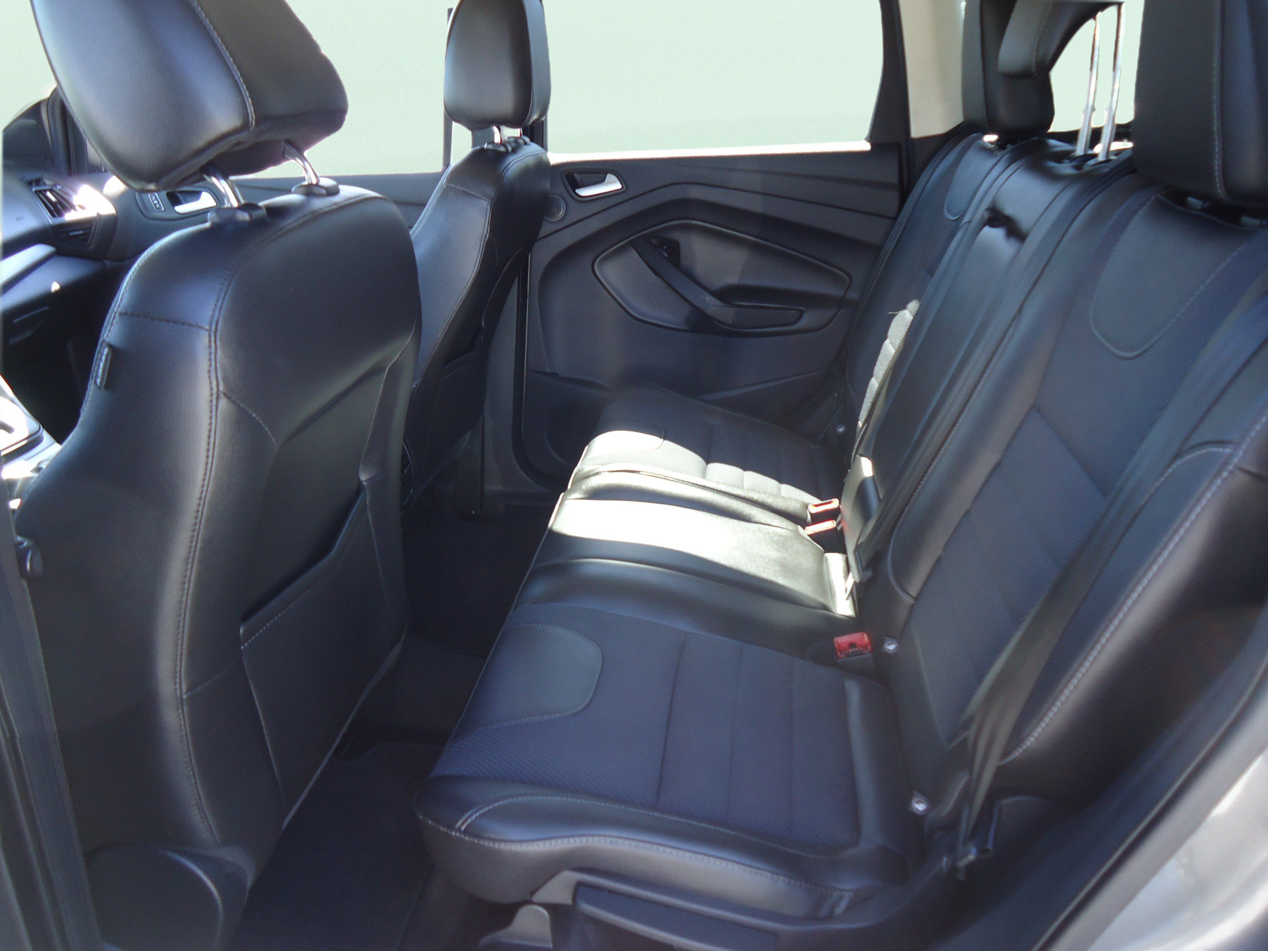 Used 2014 Ford Escape SE w/ SE Chrome Package FWD image 24