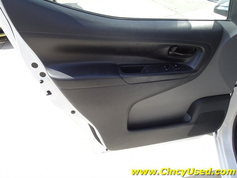 Used 2020 Nissan NV200 SV w/ Back Door Glass Package FWD image 31