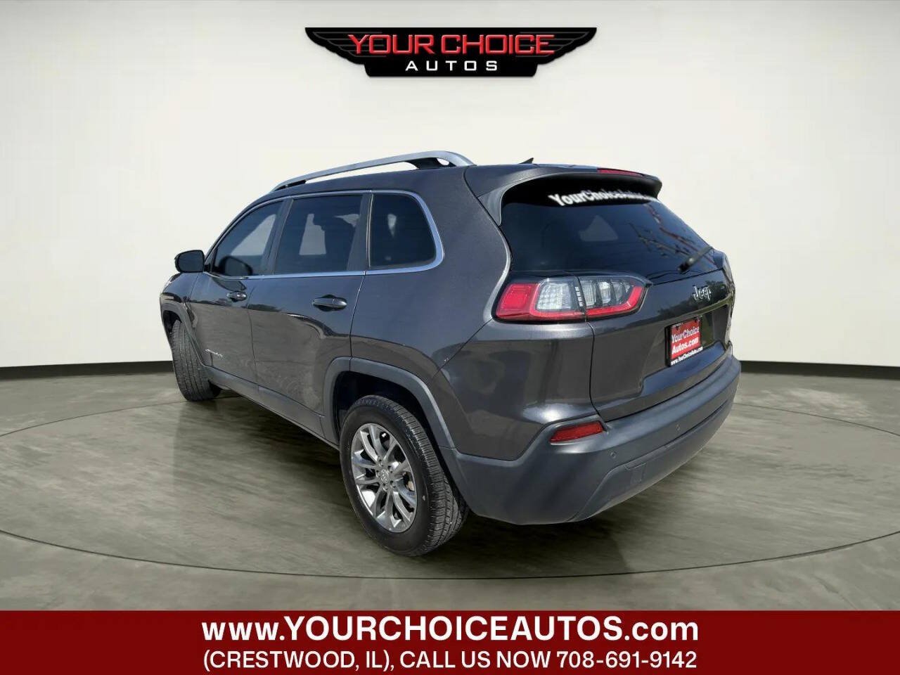 Used 2019 Jeep Cherokee Latitude Plus FWD image 3