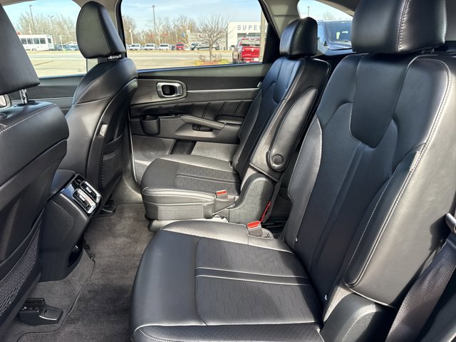 Used 2024 Kia Sorento SX image 6