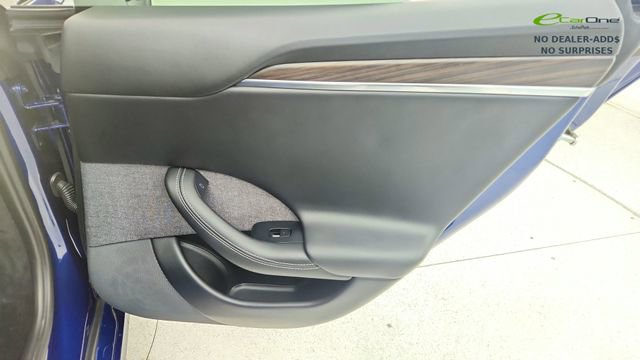 Used 2023 Tesla Model S AWD/4WD image 27