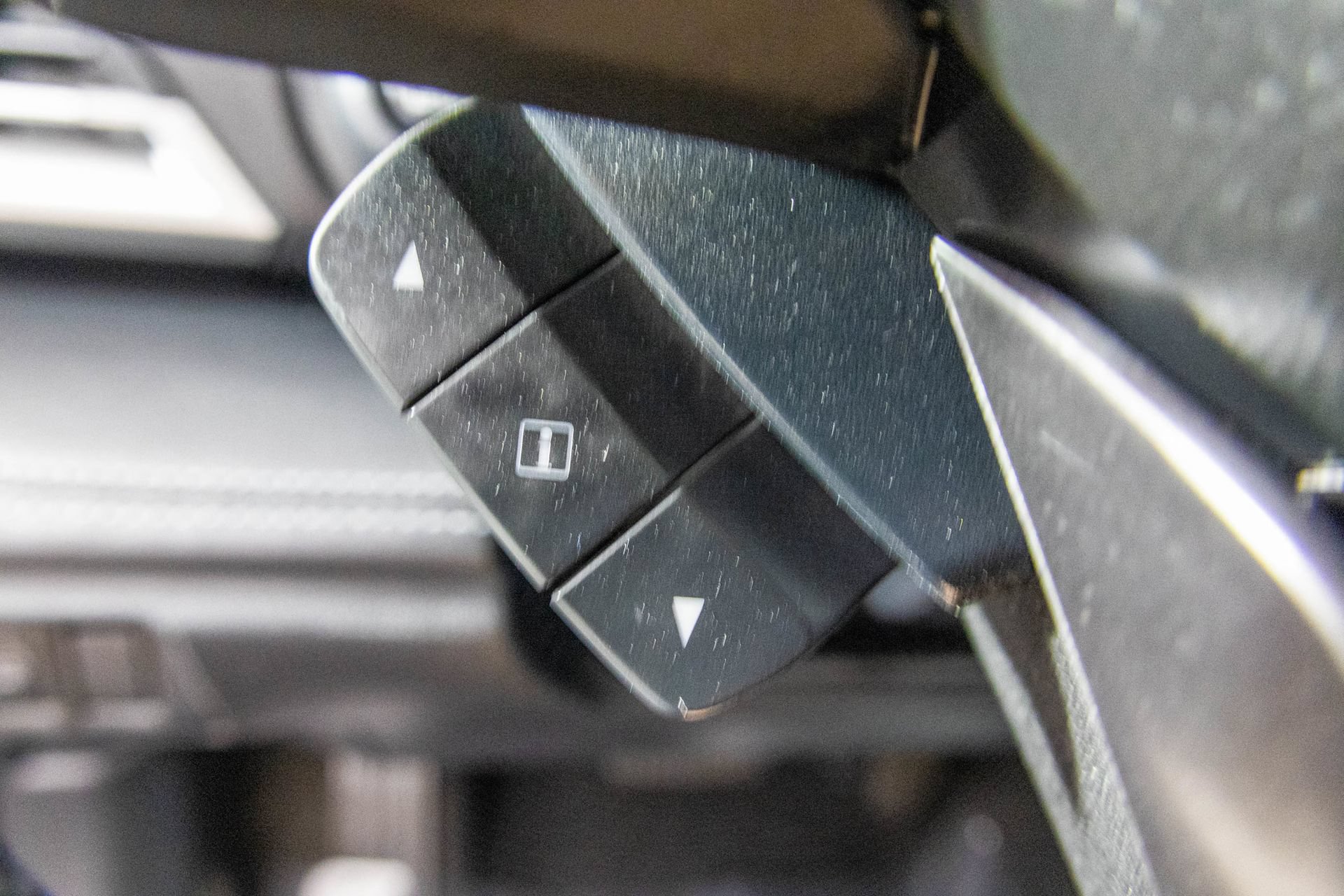 Used 2020 Subaru Outback Limited AWD/4WD image 35