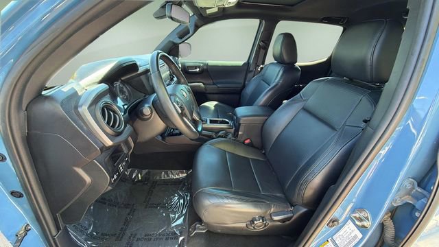Used 2019 Toyota Tacoma TRD Sport image 19