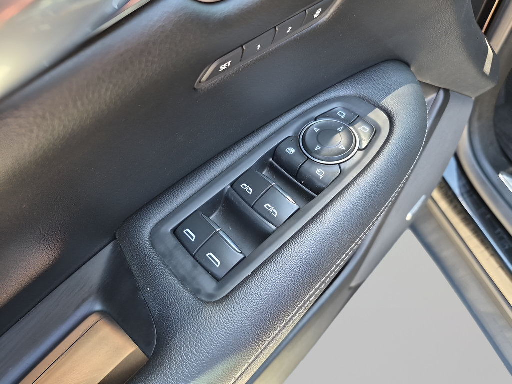 Used 2021 Cadillac XT5 Premium Luxury FWD image 26