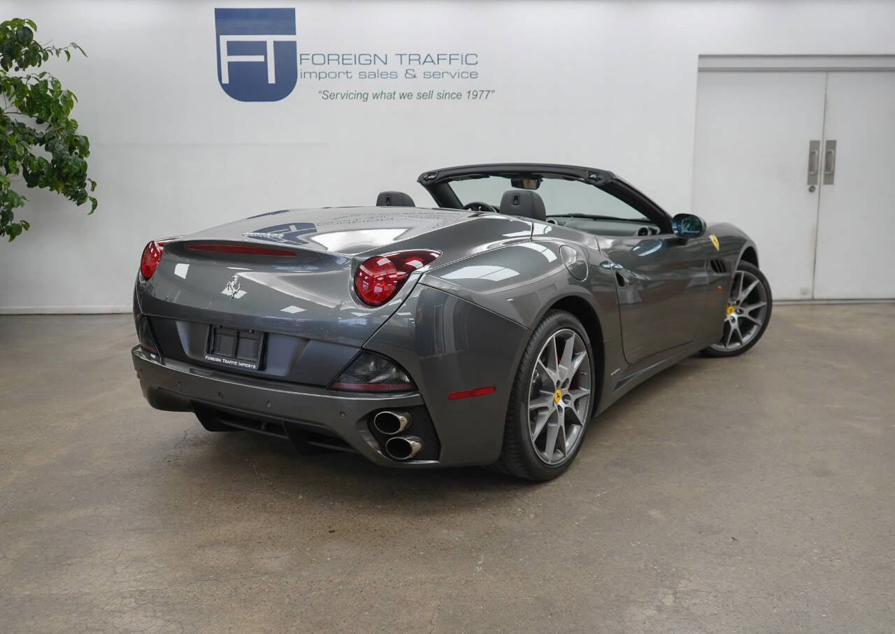 Used 2011 Ferrari California Base 2dr Convertible image 30