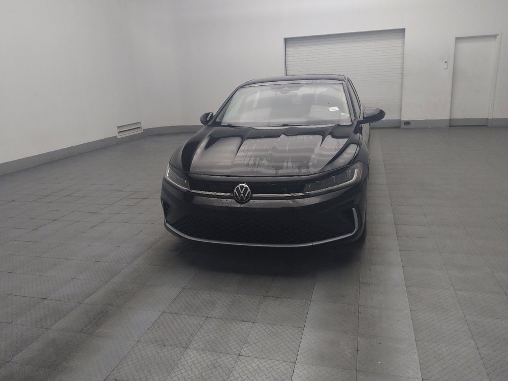 Used 2025 Volkswagen Jetta SE FWD image 15
