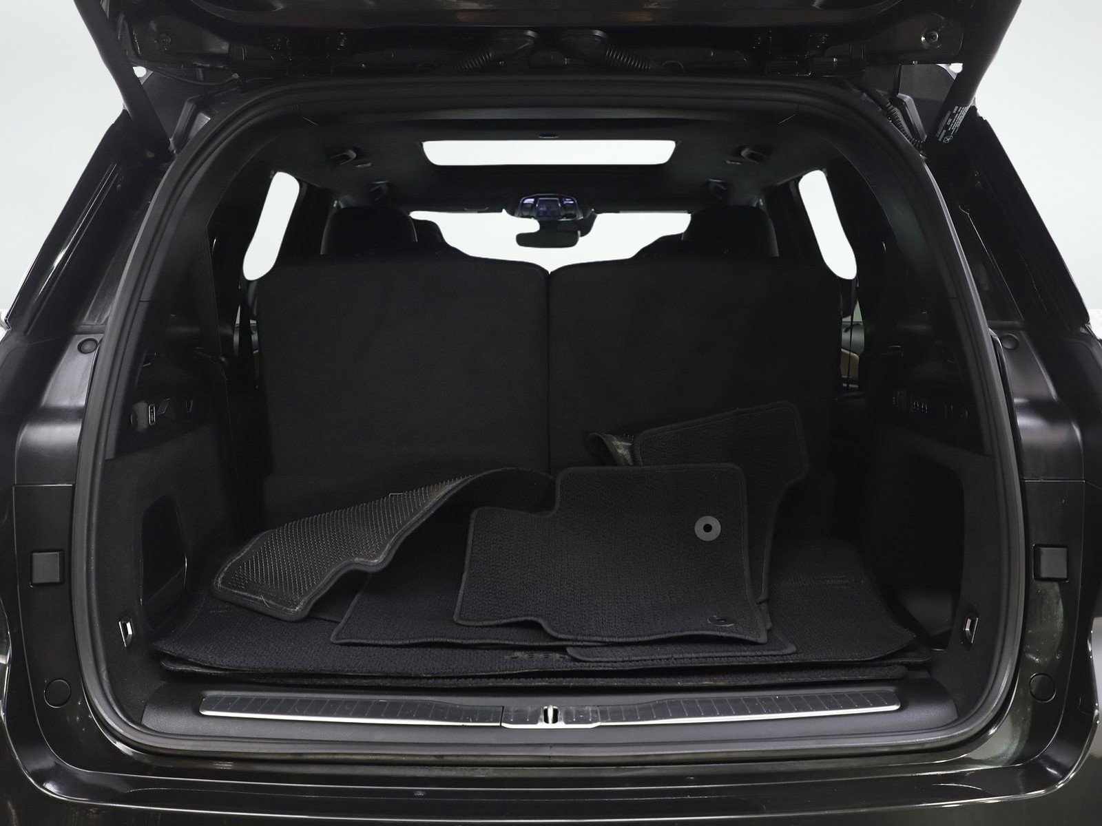 Used 2023 Jeep Grand Cherokee L Summit image 9