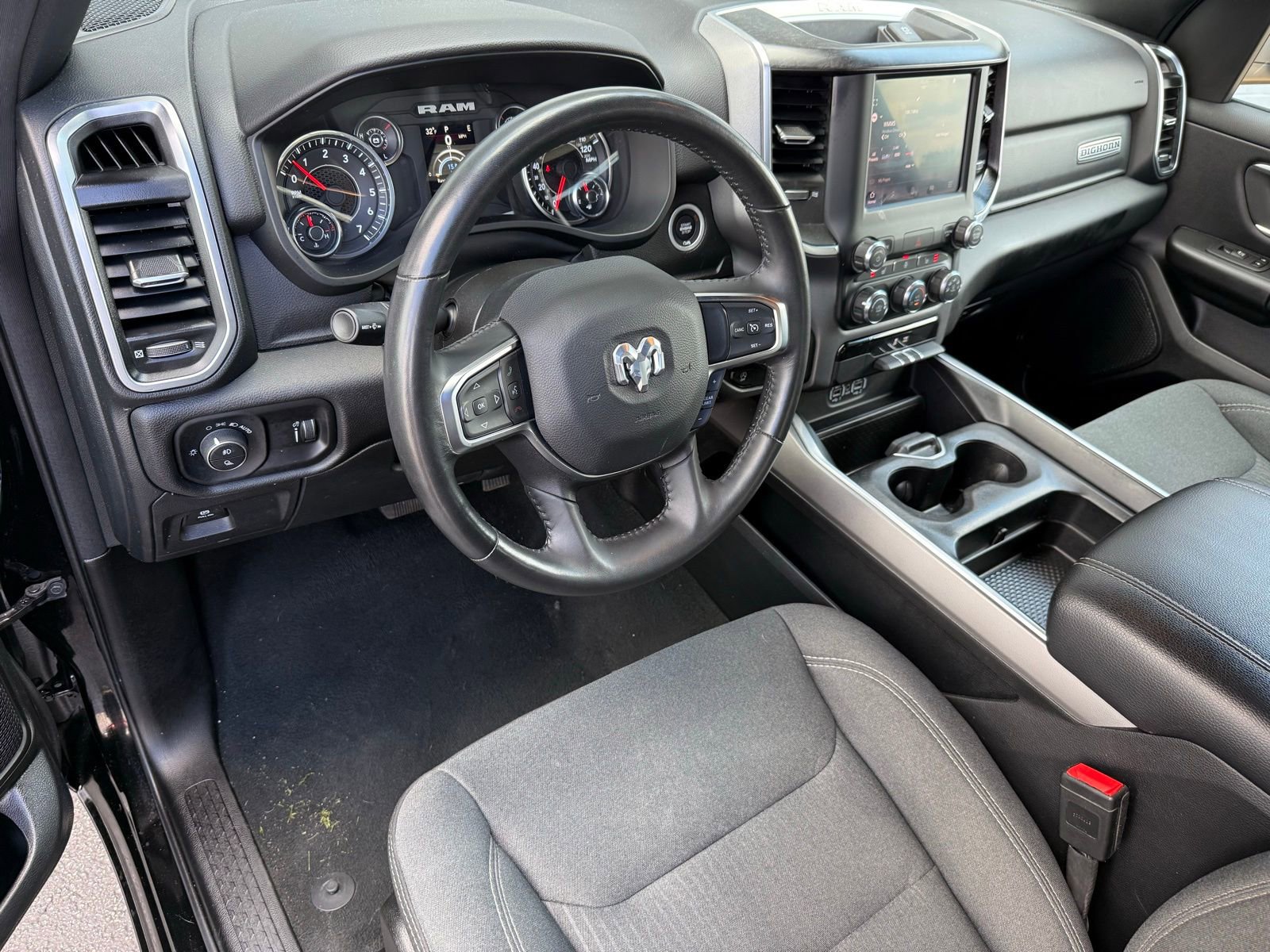 Used 2024 RAM 1500 Big Horn AWD/4WD image 11