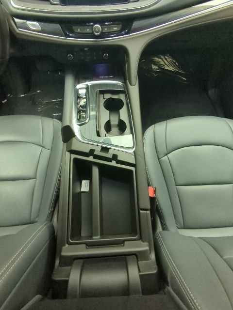 Used 2023 Buick Enclave Essence FWD image 24