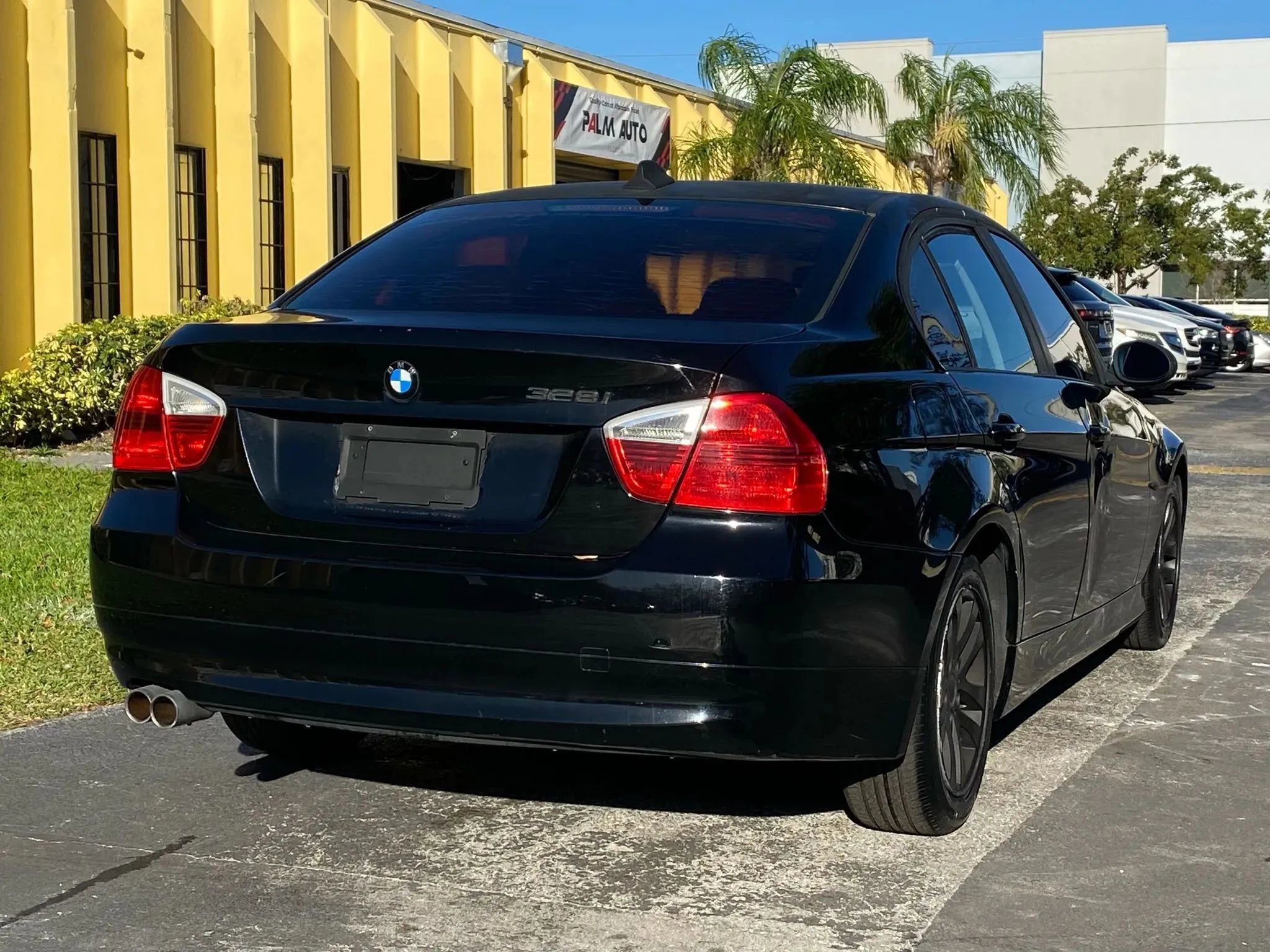 Used 2007 BMW 328i Sedan RWD image 8