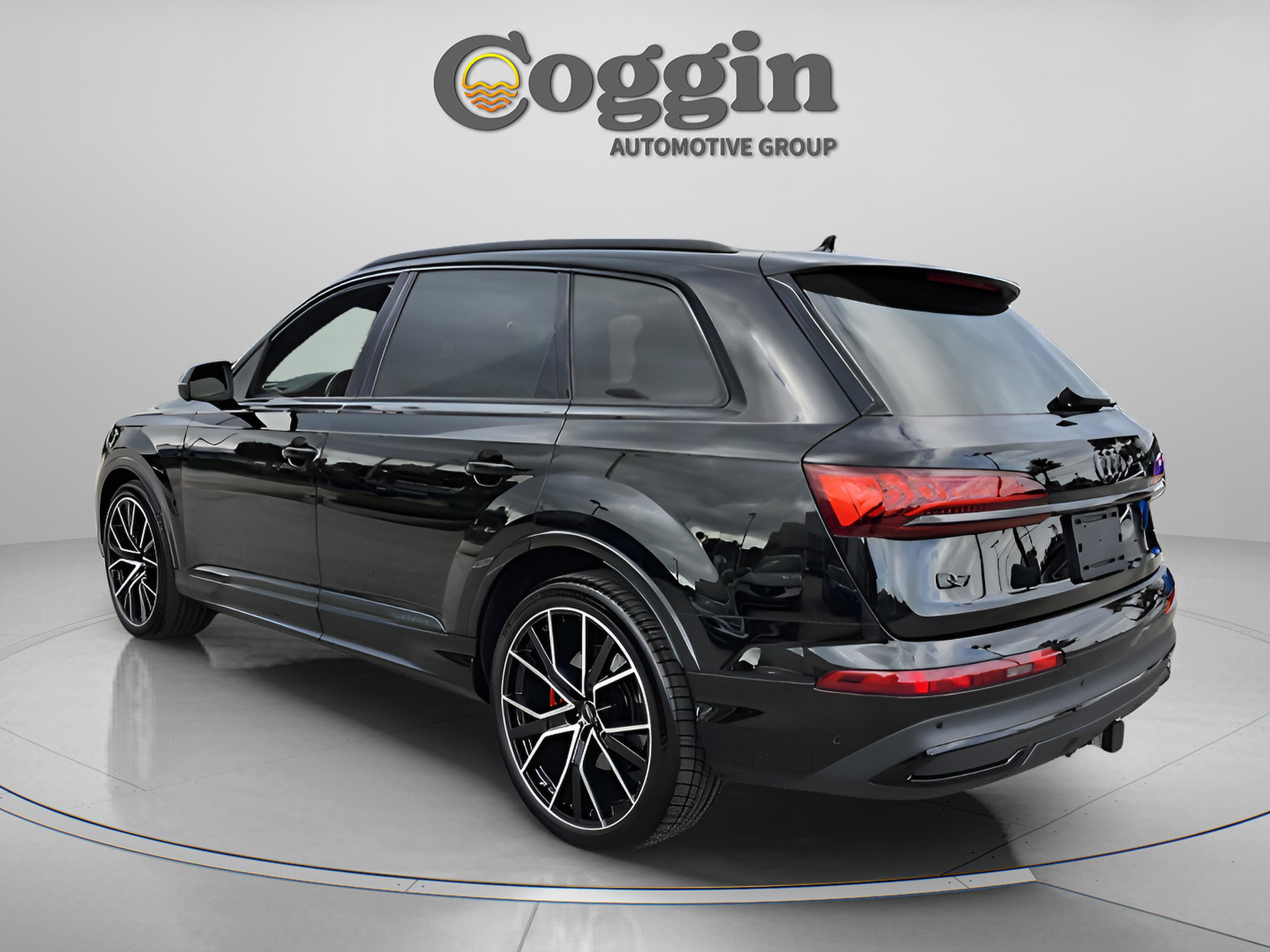 Used 2023 Audi Q7 3.0T Prestige w/ Prestige Package image 3