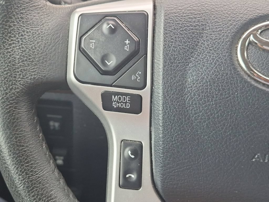 Used 2020 Toyota Tundra Limited w/ Limited Premium Package RWD image 24