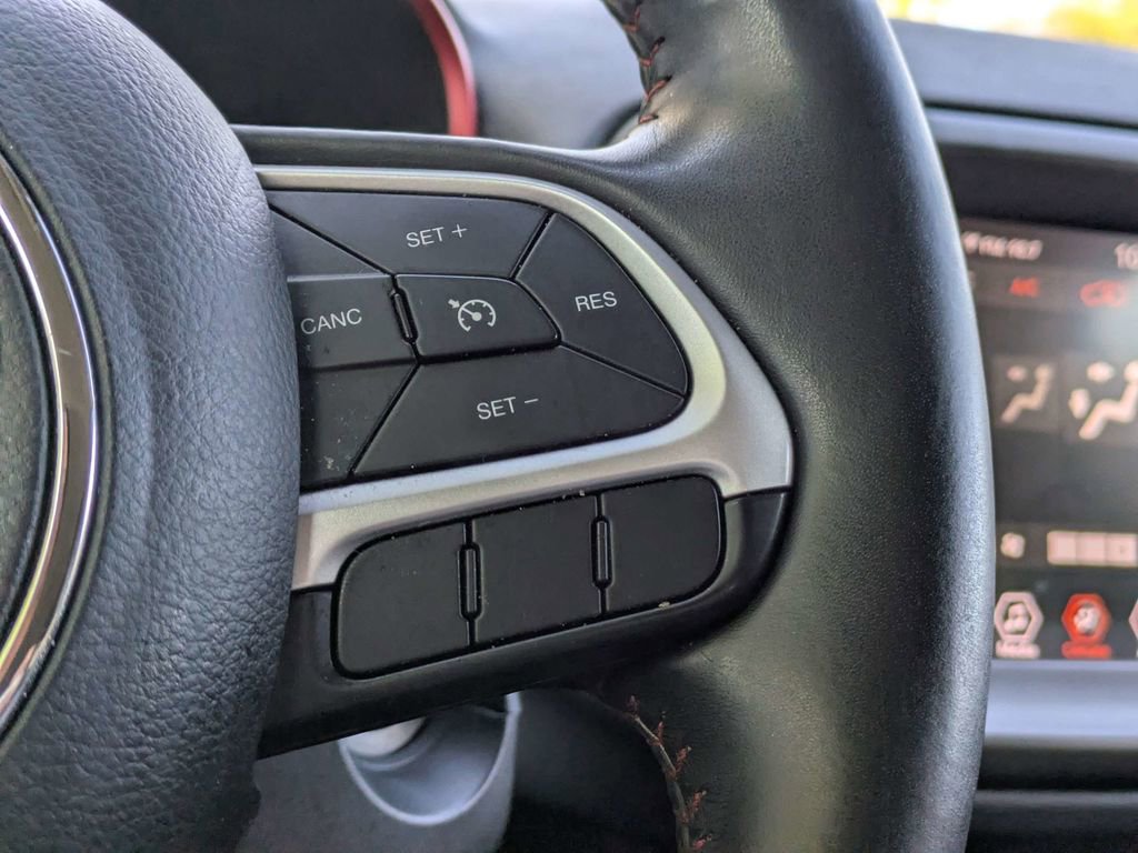 Used 2019 Jeep Compass Trailhawk image 25