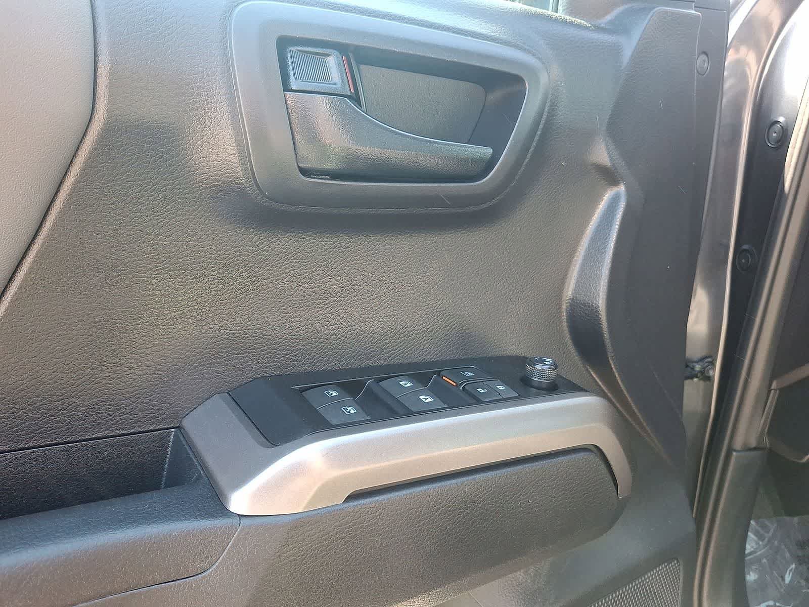 Used 2023 Toyota Tacoma SR5 w/ SX Package image 28
