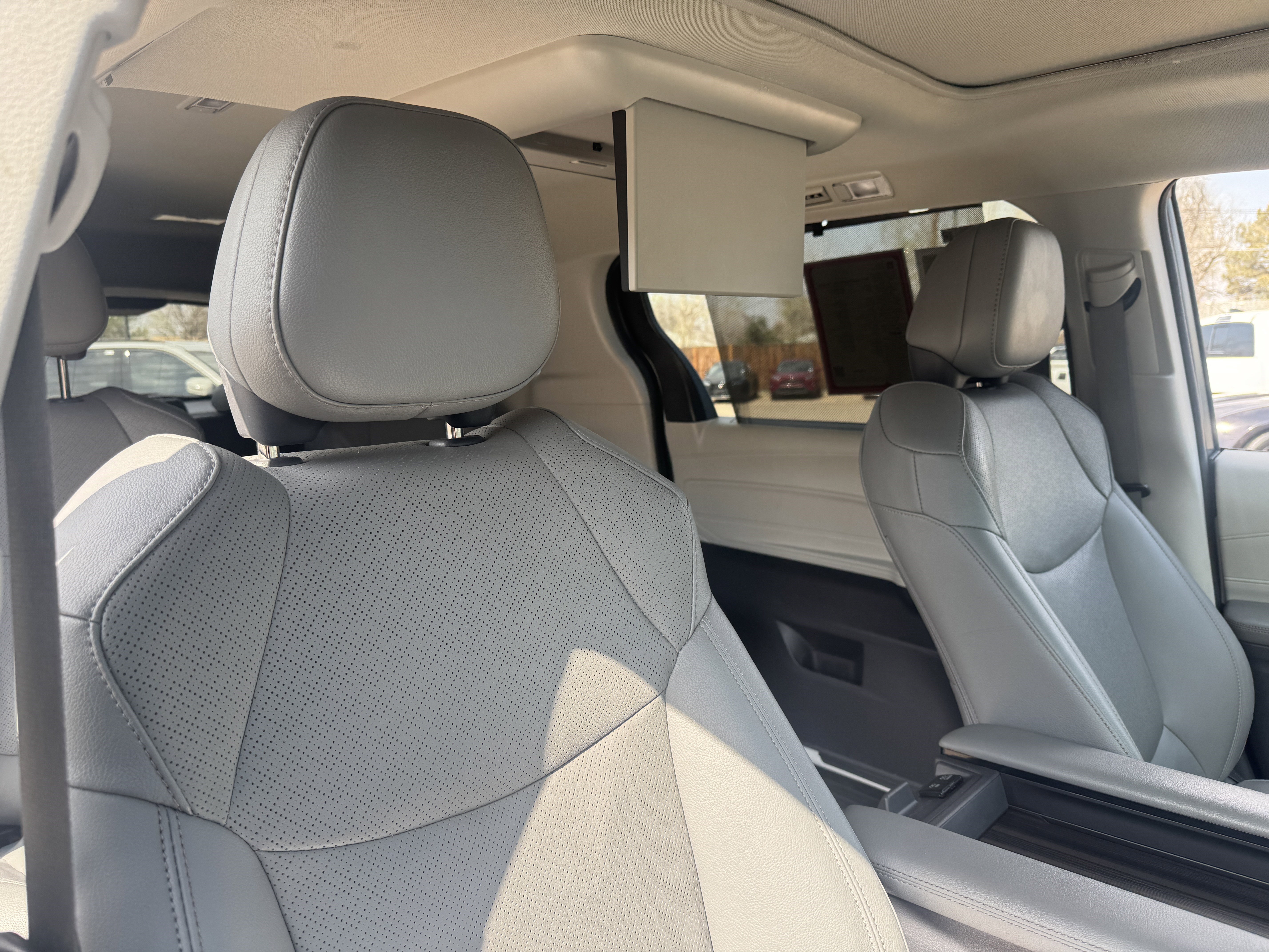 Certified 2021 Toyota Sienna Limited image 22