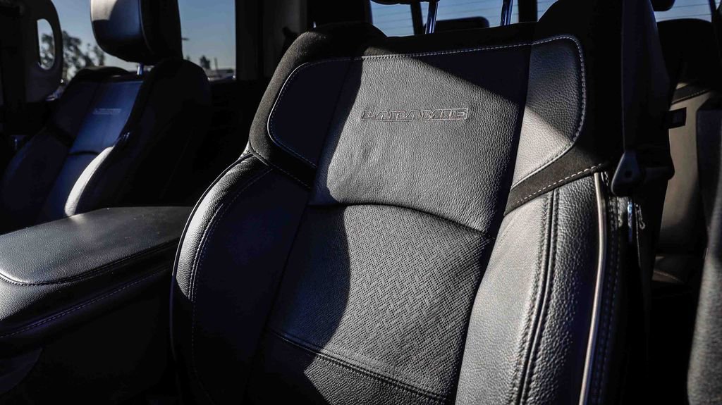 Used 2024 RAM 2500 Laramie w/ Safety Group AWD/4WD image 29