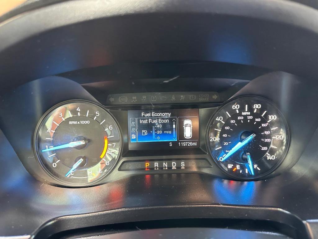 Used 2018 Ford Explorer XLT FWD image 31