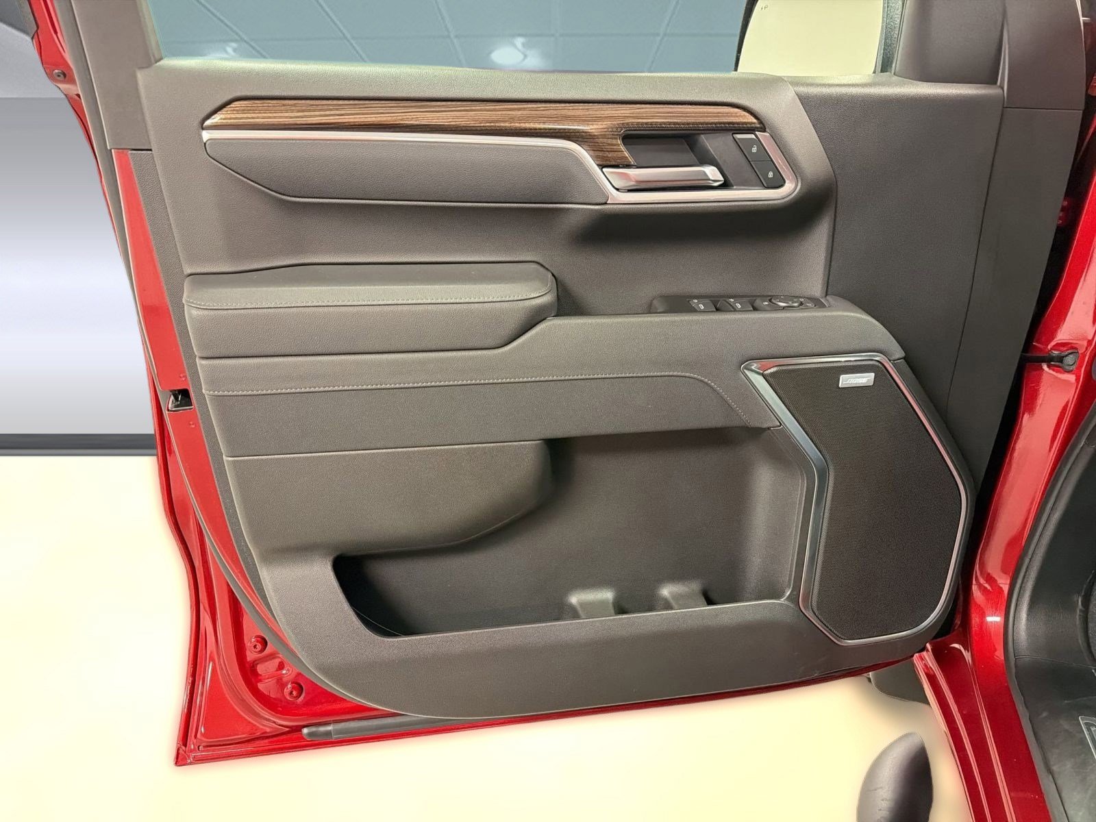 Used 2025 Chevrolet Silverado 1500 RST image 22