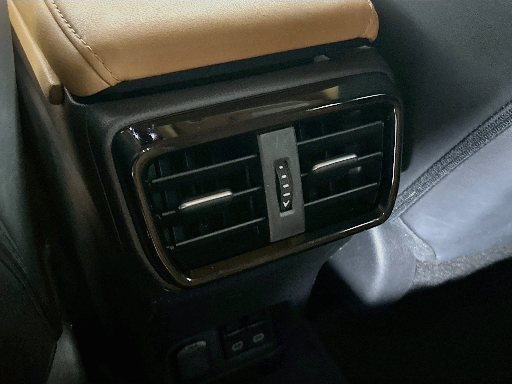 Used 2024 Lexus NX 250 FWD image 28