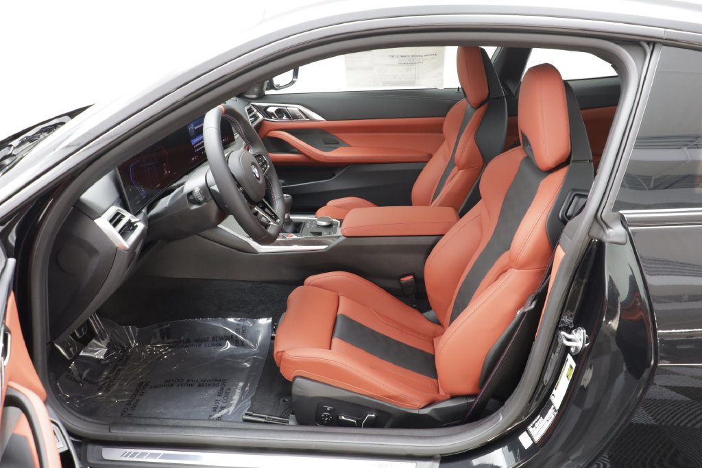 New 2027 BMW M4 Coupe w/ Executive Package RWD image 7