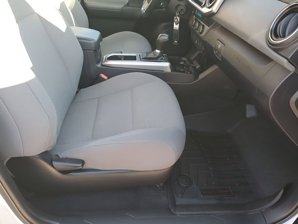 Used 2021 Toyota Tacoma SR5 image 16