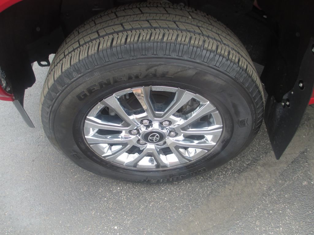 Used 2024 Toyota Tacoma 4x4 Double Cab Hybrid image 16