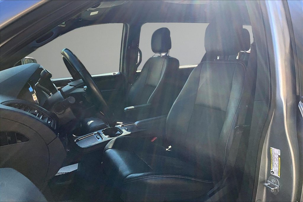 Used 2020 Dodge Grand Caravan SXT w/ Driver Convenience Group FWD image 20