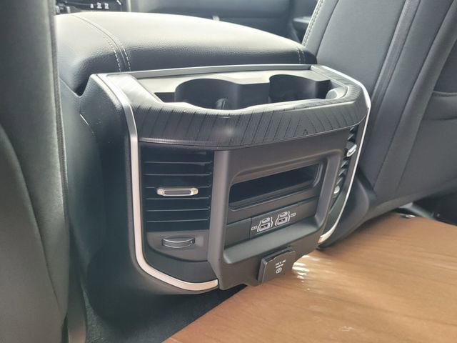 New 2026 RAM 1500 Big Horn AWD/4WD image 8