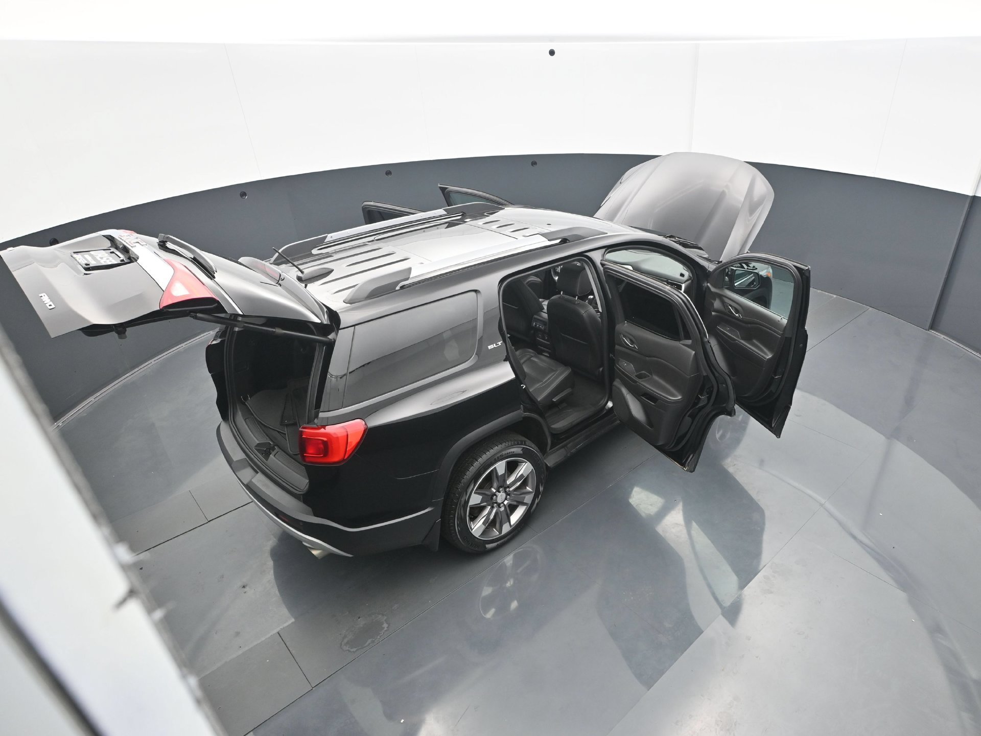 Used 2019 GMC Acadia SLT AWD/4WD image 45