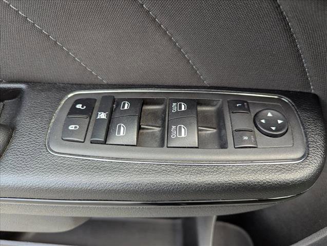 Used 2022 Dodge Charger R/T w/ Blacktop Package RWD image 10