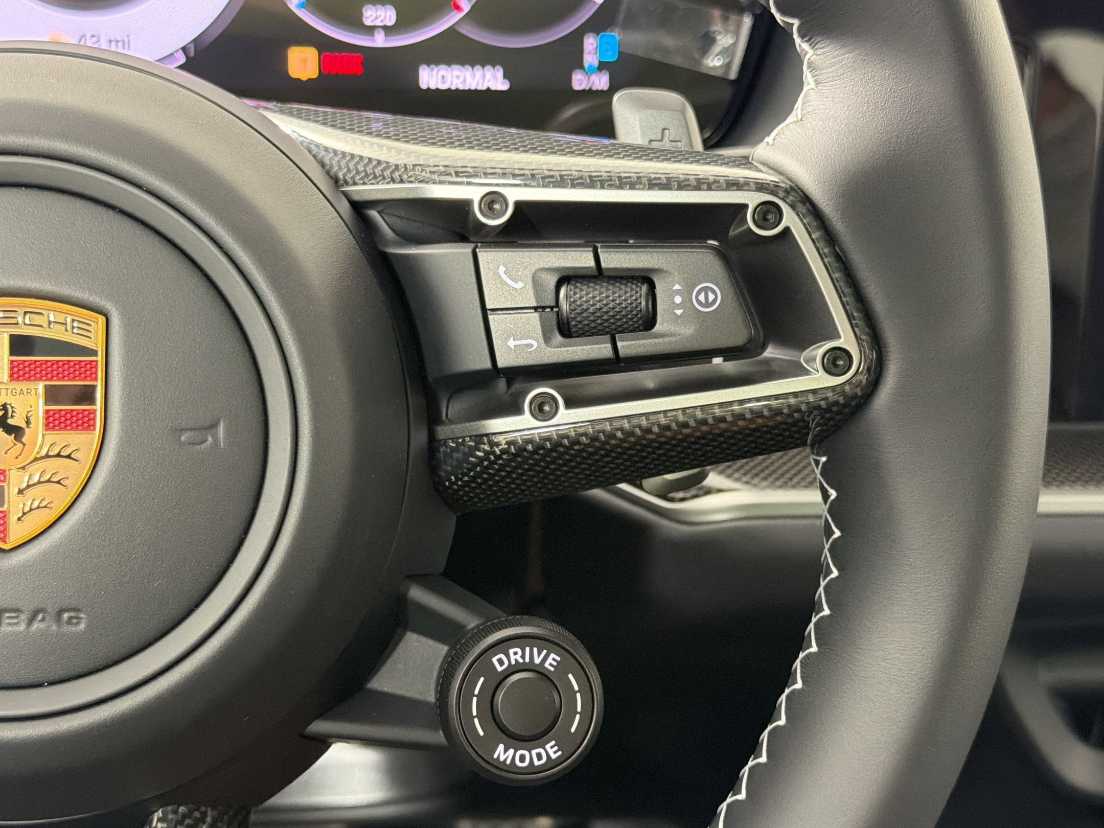 New 2026 Porsche Cayenne GTS AWD/4WD image 27