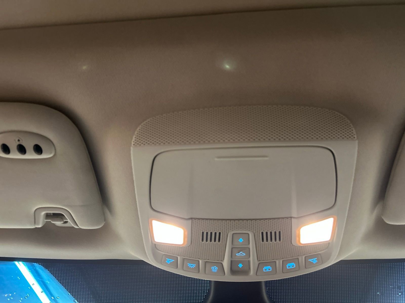 Used 2019 Ford Edge SEL w/ Equipment Group 201A image 19