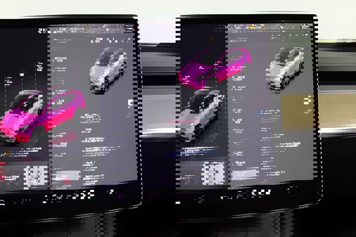 Used 2022 Tesla Model Y Performance image 14