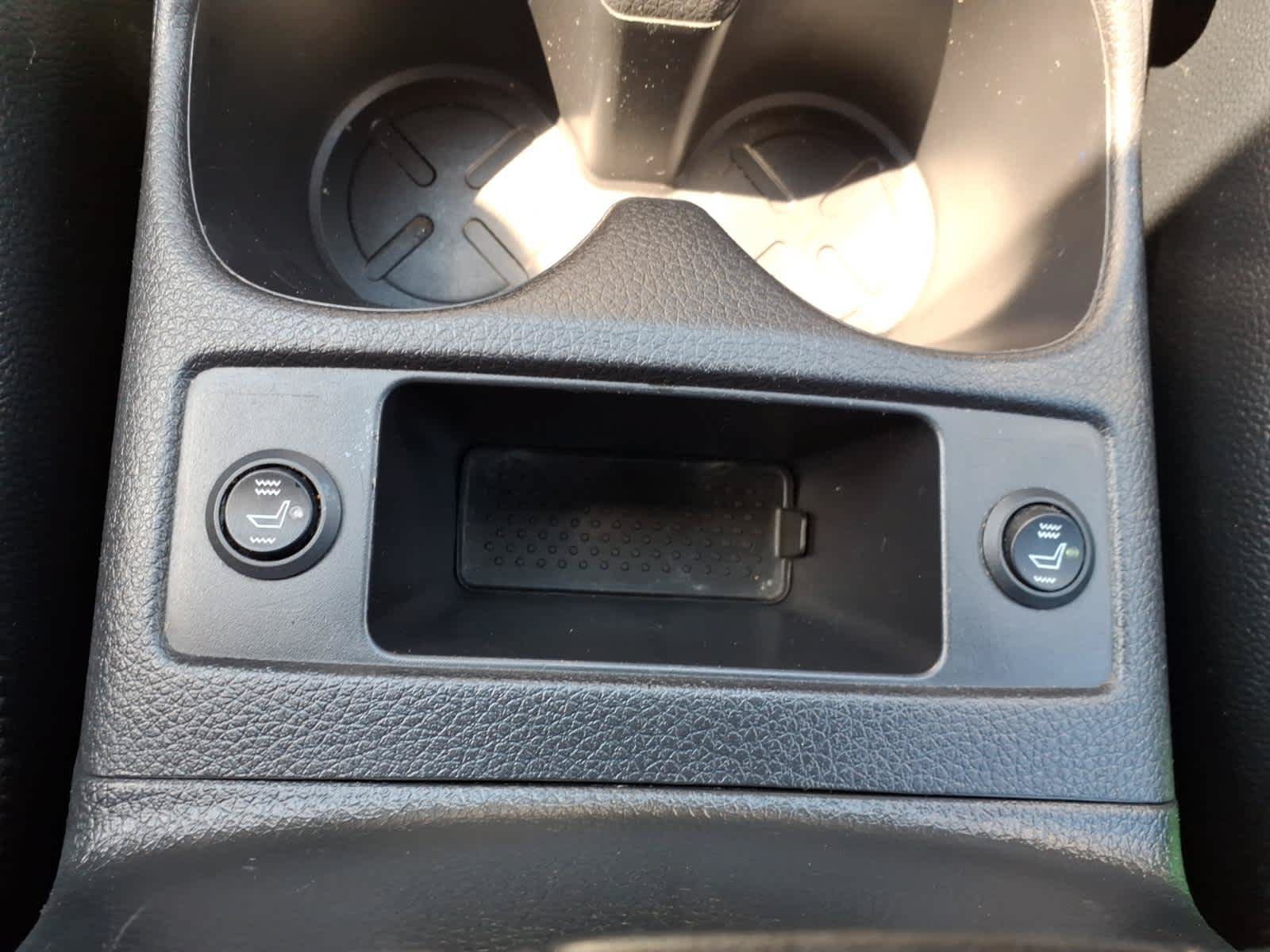 Certified 2018 Nissan Rogue Sport SV AWD/4WD image 25