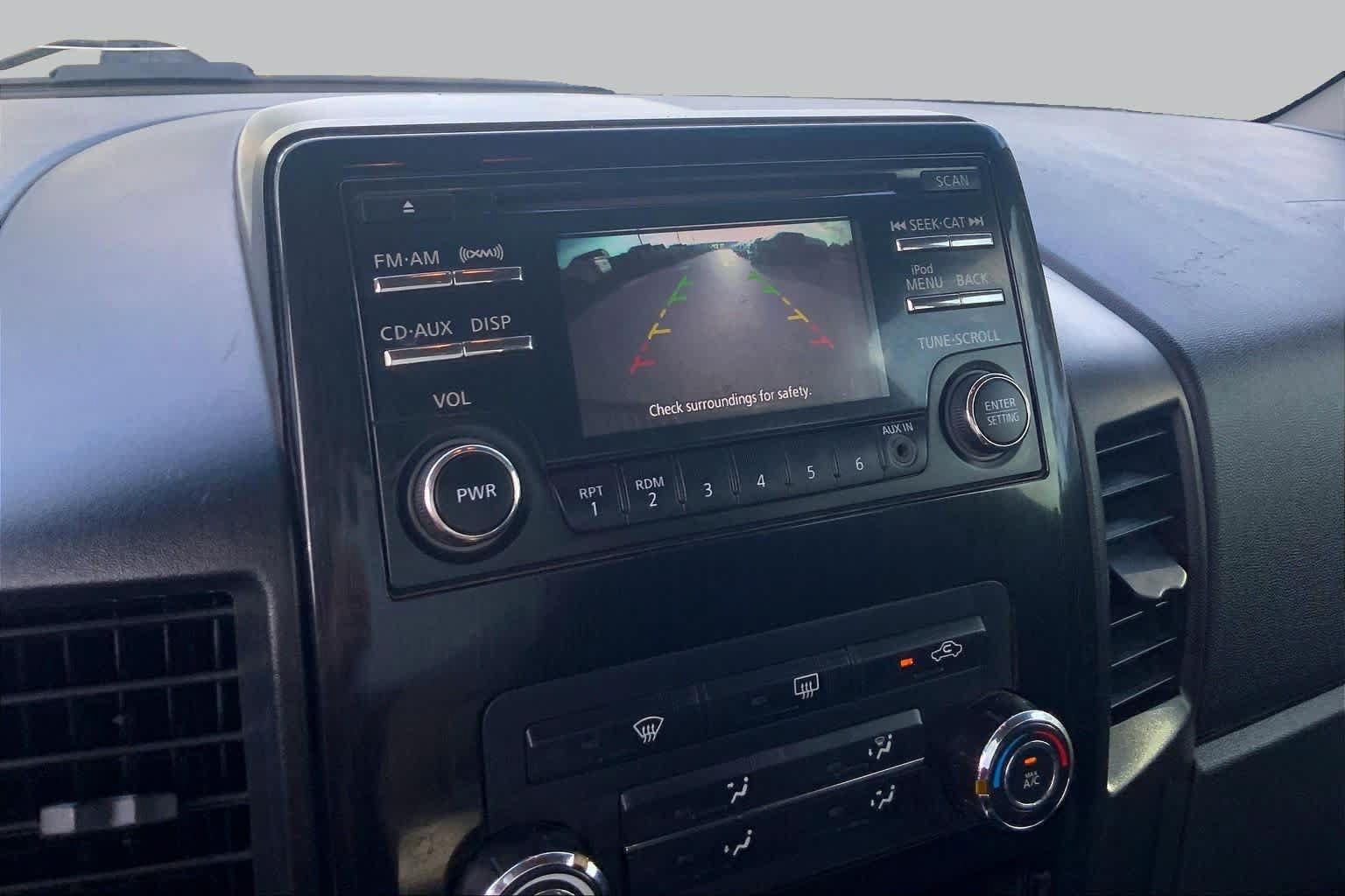 Used 2014 Nissan Titan SV w/ SV Value Truck Package RWD image 27